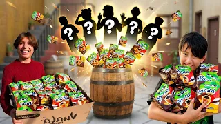 COMPRÉ 100 VUALAS CON FIGURAS MISTERIOSAS!! 🤫
