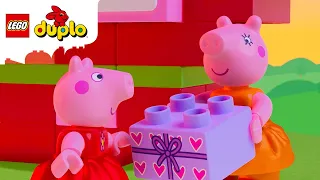 Celebrate with Mummy and Peppa Pig! 🫶💗 | Peppa Pig Tales | LEGO Little Ones