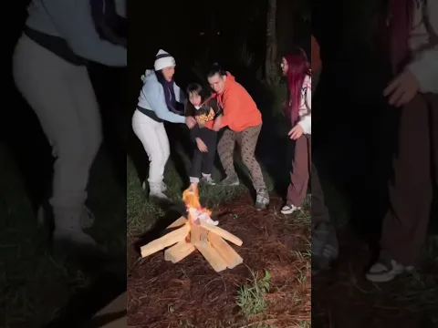 Quemamos la MUÑECA MALDITA de Daniela 😰 todo se salio de control  TIENEN QUE IR A VERLO al de: MAU