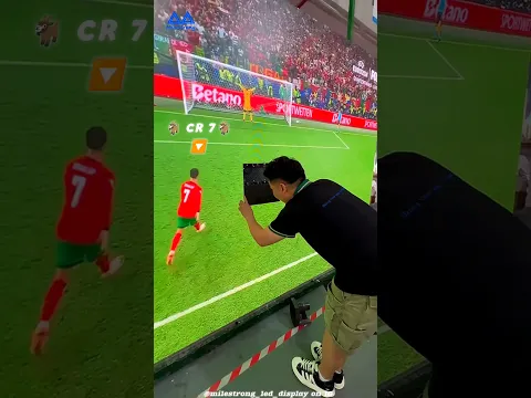 Tech Guy Saves World Cup Screen ⚽( Rolando ) #ronaldo
