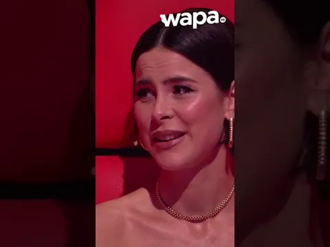 La pequeña conmovió a todos al usar el lenguaje de señas por su hermanita.