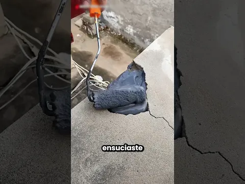 Papá Arrancó El Suelo Para Arreglarlo Pero Lo Que Pasó Fue Impactante 😱😳