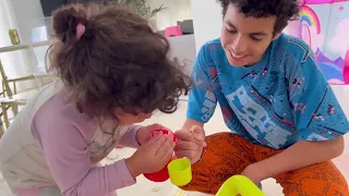 VLOG - Amira a perdu ses boucles d’oreilles dans la piscine 😢￼
