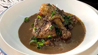 FRANGO AO MOLHO PARDO