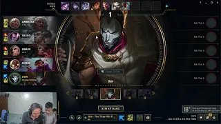 Vlog Tom play game lol