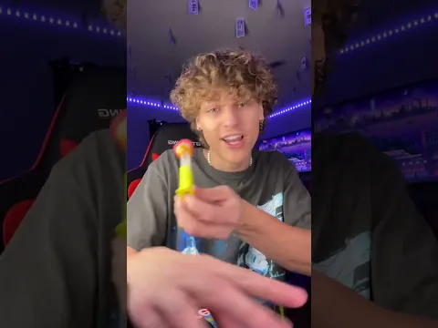 How to Fill a Pez Dispenser #shorts #youtubeshorts