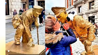 How London Levitating Goldman Rises, Entertains the Crowd, and Returns to Stillness.