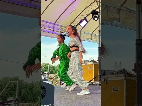 Ameli Canta canzone Estate al Concerto in Puglia #Amelitvit #Estate #short