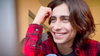 Aidan Gallagher's Bainbridge Island UNBOXING!