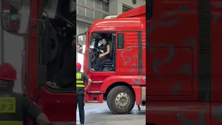 Very good female driver. Một ngày làm việc của nữ tài xế Tao Tao #truck #truckdriver #xetai #nutaixe