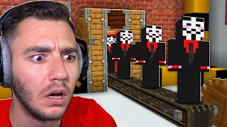 Descubrí una Fábrica de 1000 HACKERS en mi Servidor de Minecraft