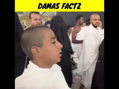 Muslim boy Quran tilawat in kaabah during tawaf 🕋 #shorts