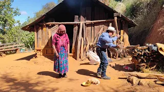 "Nunca nos había llegado una ayuda a nuestra casa"|Tía Refugia y Tío Juan.
