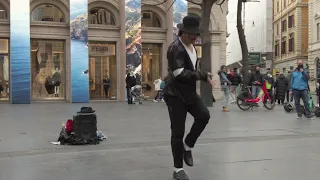One of the best Michael Jackson impersonator street performance in Rome
