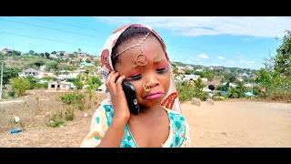UTACHEKA ZUCHU MTOTO KUMBE NI MUHINDI MWEUSI