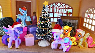 My Little Pony Christmas Celebration!🎄 // Mommy Etc