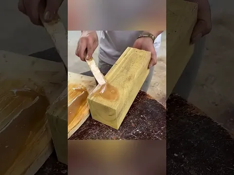 Ele trocou um iPhone por madeira podre e criou uma obra de $100 mil #shorts