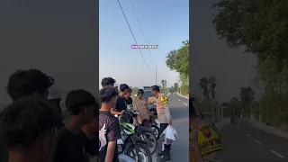 Beri himbauan terus kasih es teh