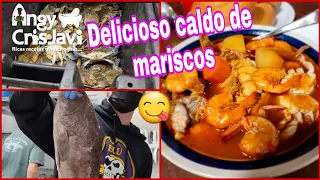 delicioso caldo de pescado ,camaron y jaiba