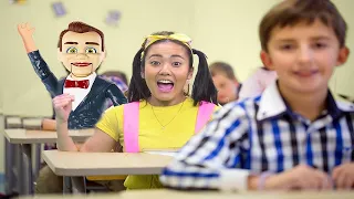 Art Class Experiment in School | Ellie Sparkles | Educational Kids Video | WildBrain Learn at Home