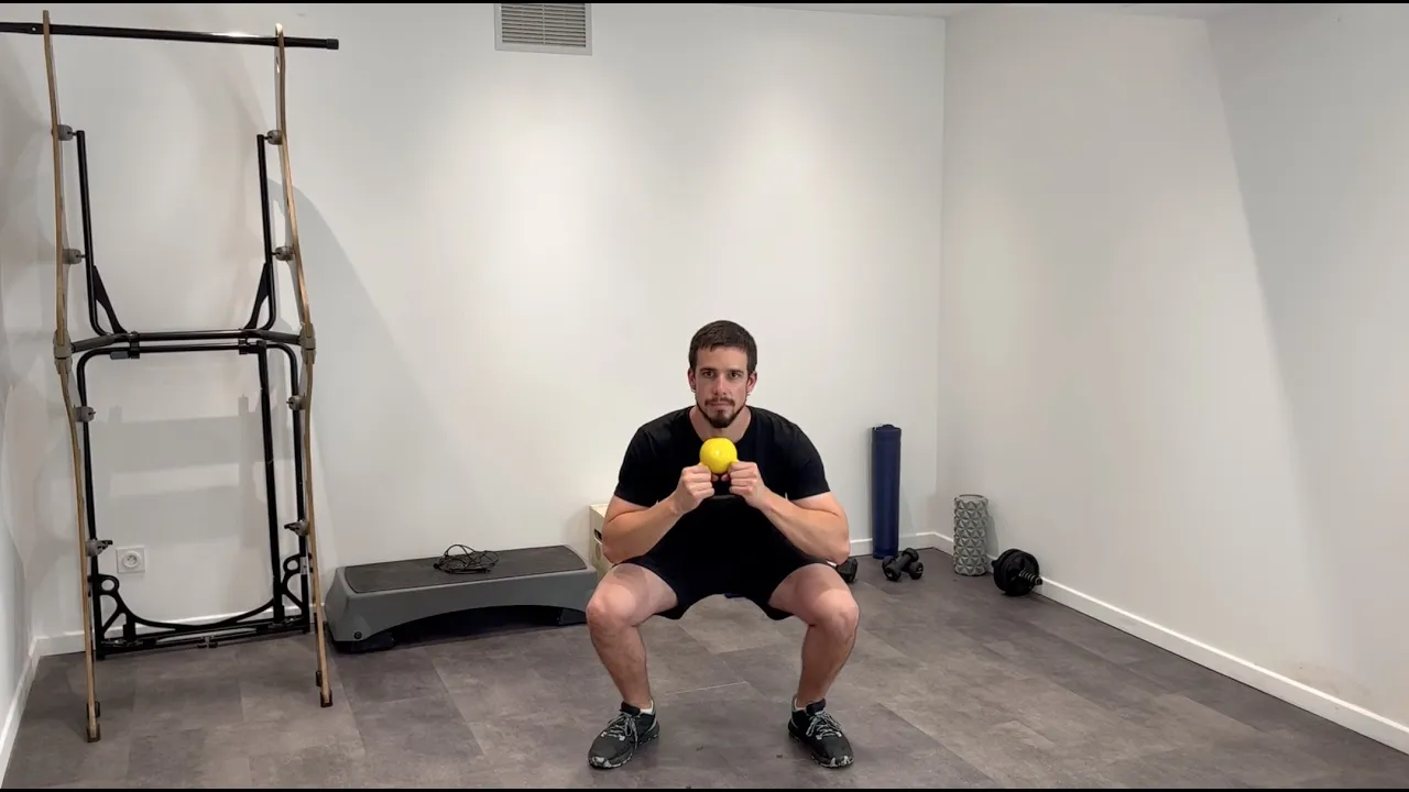 Image Kettlebell Goblet Squat