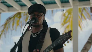 Omari Banks “System set” Live performance at “Karaya” Shoal Bay West.