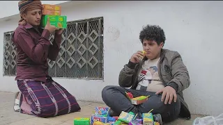 شرب أكثر من 100 علبه عصير في عشر دقائق  😱