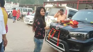 देखिए #माही_मनीषा अपनी गाड़ी #NEW_SCARPIO का कैसे पूजा कर रही है // VIDEO : 🙏JAY MAA THAWE WALI🙏