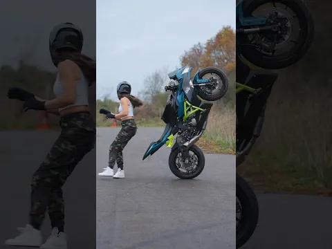 I finally did it 🥳 🍾 🎉 🔥 J’ai enfin réussi ce tricks 😅🔥🔥 #stunt #moto #motorcycle #drift