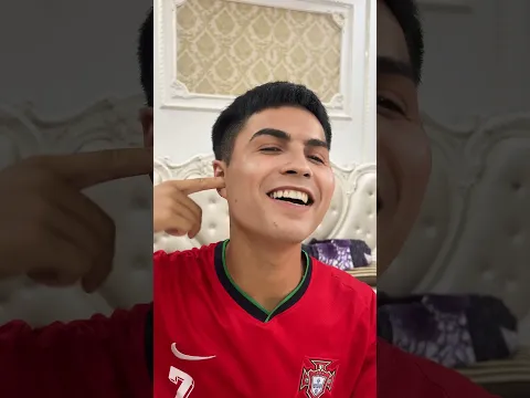 Ngón tay thần kì của Ronaldo #shorts #kindness