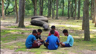 Anaconda Snake Attack On Village Boy In Forest | Card Playing Time