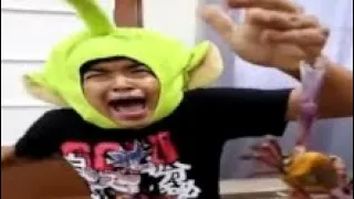 YTPH? | When te muerde un cangrejo :V