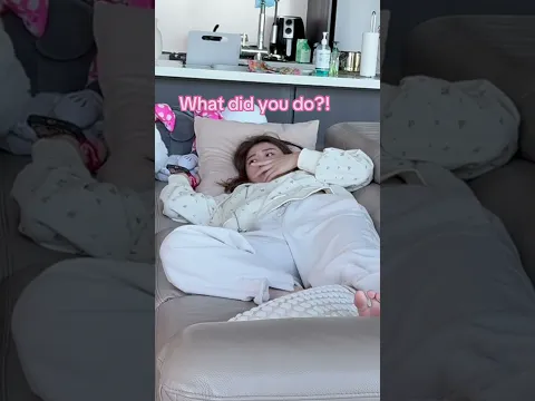 What did she do? 💋 #shorts #prank #comedy