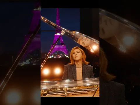 #MaisonYoshiki at #ParisFashionWeek SS2025 #YOSHIKI #PFW #EiffelTower #PinkEiffelTower #HymneALAmour