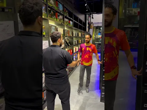 سبوكي تسلف مني 1000 دينار💔