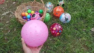Menemukan bola warna warni | Found the little ball