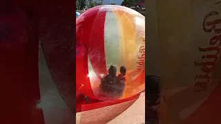 woww serunya main Bola Air RAKSASA