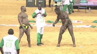 Intégralité Combat Modou Lô vs Siteu: Bagarre Intense et chute LITIGIEUSE