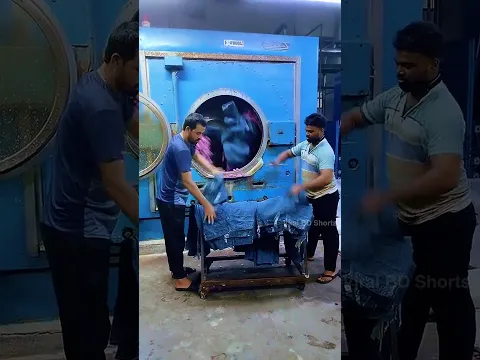 দুই ভাই সিঙ্গাপুর কাপর ওয়াস করি 😭