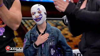 Brodie Lee Jr. (Negative 1) Sees His Ringside Exclusive for the First Time at AEW Revolution 2022!