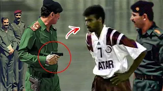 تصرف مرعب لصدام حسين مع لاعب المنتخب القطري قام  بإهانة العلم العراقي ومزقه