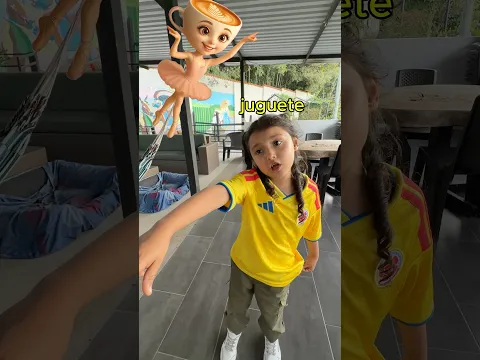 Todo se vuelve enorme ayudaaa!!🤯👧🏻@larocheposay #LaRochePosaySkincare#Publicidad