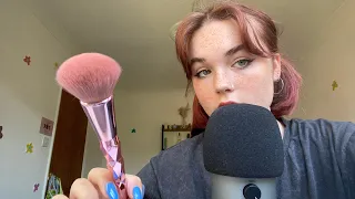 ASMR ESPAÑOL HACIENDO TU MAQUILLAJE (Un poco rápido y agresivo)