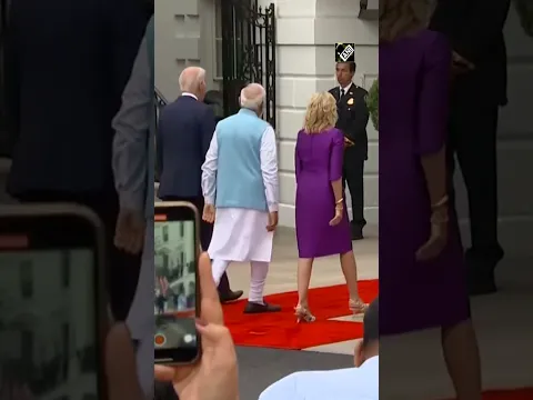 PM Modi, US President Biden, First Lady wave at people gathered at South Lawns of the White House