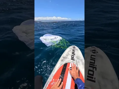 Rowed a boat with parachute in sea 😱