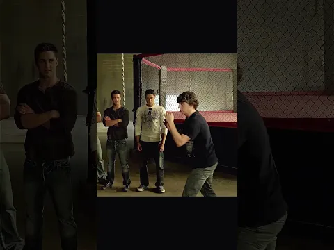 El entrenador mostró a los estudiantes un verdadero golpe😳 #shorts