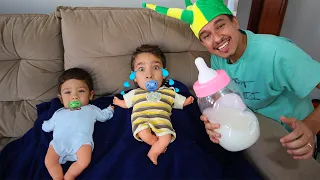 Rafael and João Pedro turned into babies