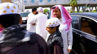 نجوم فلم  شباب البومب وصلوا الكويت وينتظرون عيال الكويت في مارينا كريسنت يوم الجمعة الساعة ٨ مساء