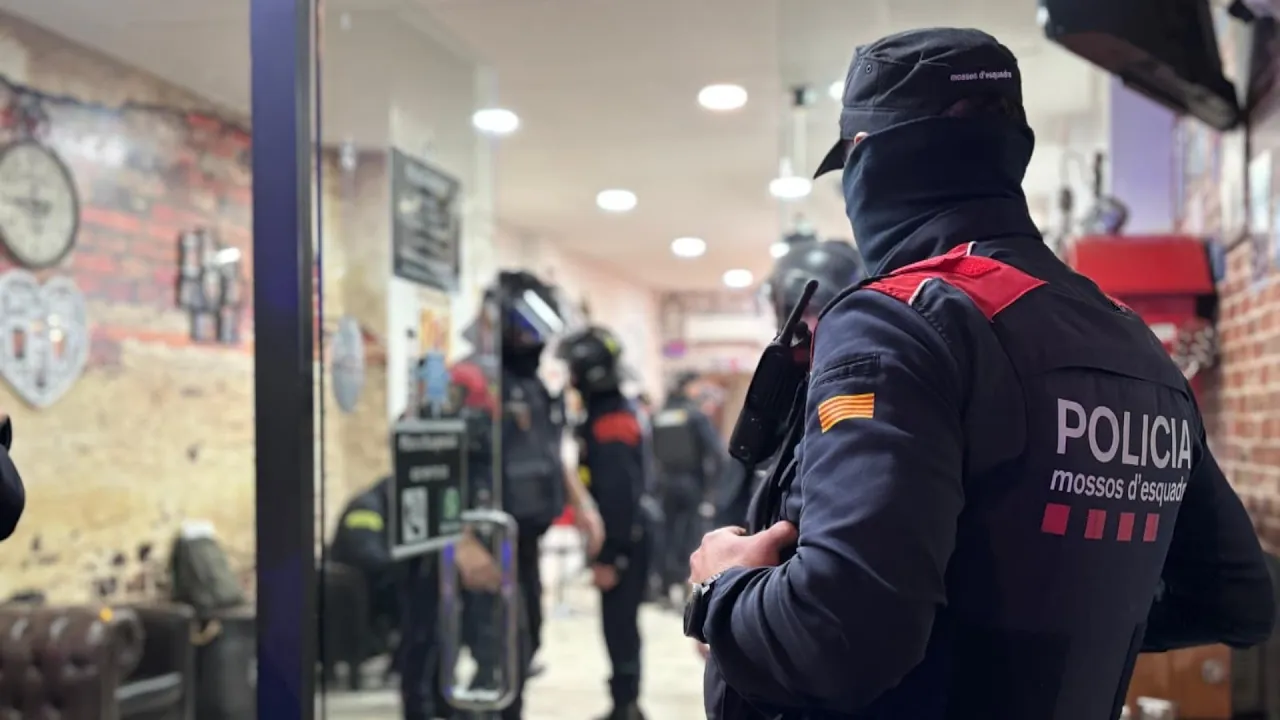 L’operatiu policial especial Kanpai a Vic i Manlleu acaba amb 7 detinguts i 22 denúncies