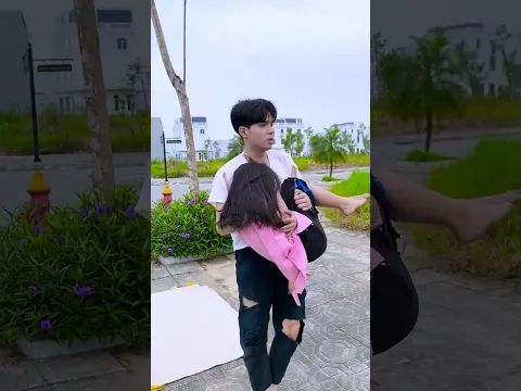 SHK - Giúp đỡ anh ăn xin được trả ơn - Help me beg and beg for mercy ! #shorts